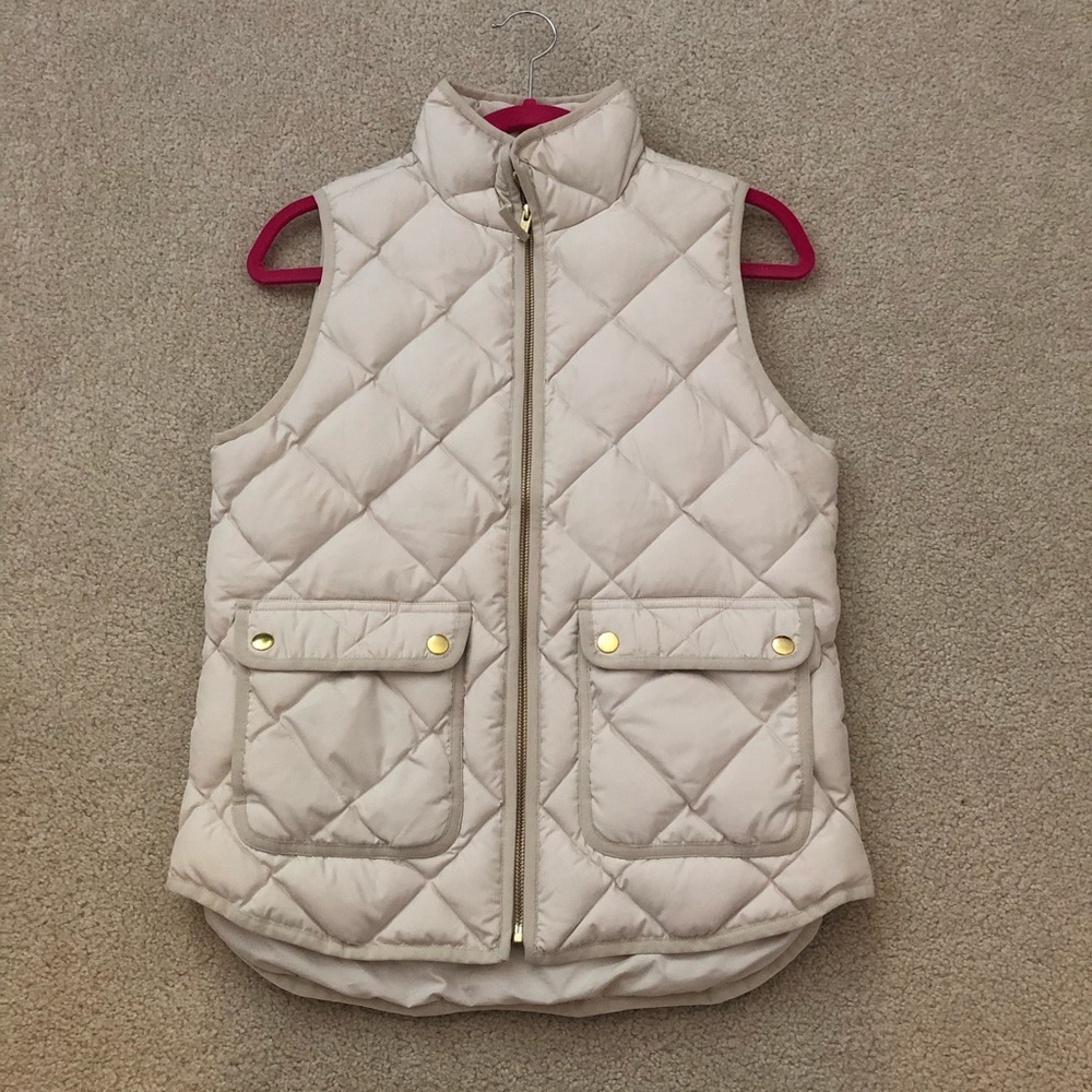NEW!☀️ J. Crew Tan Vest